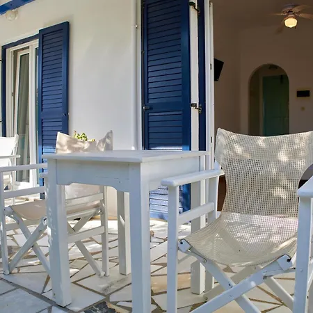 Theologos Place 招待所 安迪帕罗斯岛