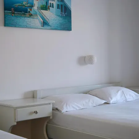 Theologos Place 安迪帕罗斯岛